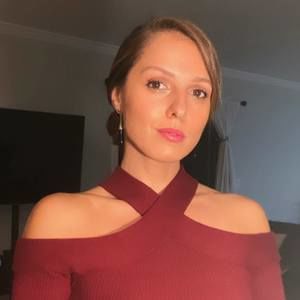 Meet your Posher, Renata